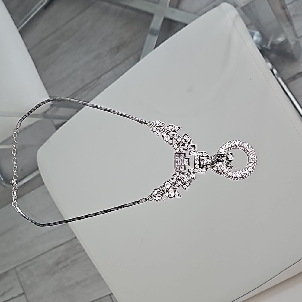 Perfect Sparkle Drop Donut a zzRhinestone Necklace